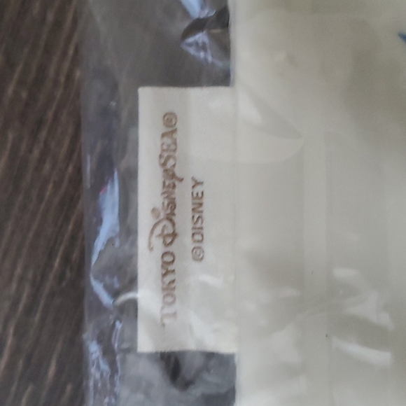 RARE 💫 TOKYO DisneySea DUFFY AND FRIENDS Disney Pouch - Brand New Sealed ✨️ - Picture 3 of 8